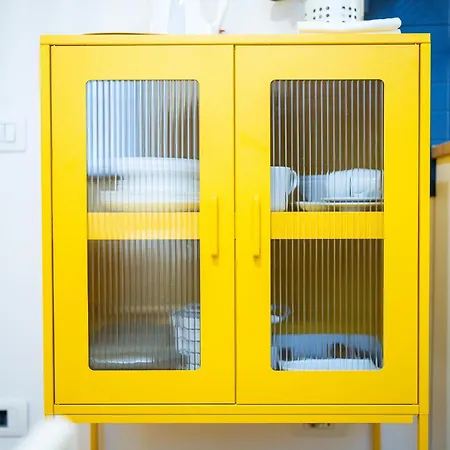 Isola Design - 15min To Duomo, Station * Milan