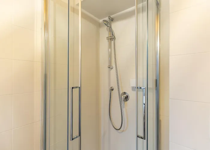 Isola Design - 15min To Duomo, Station *